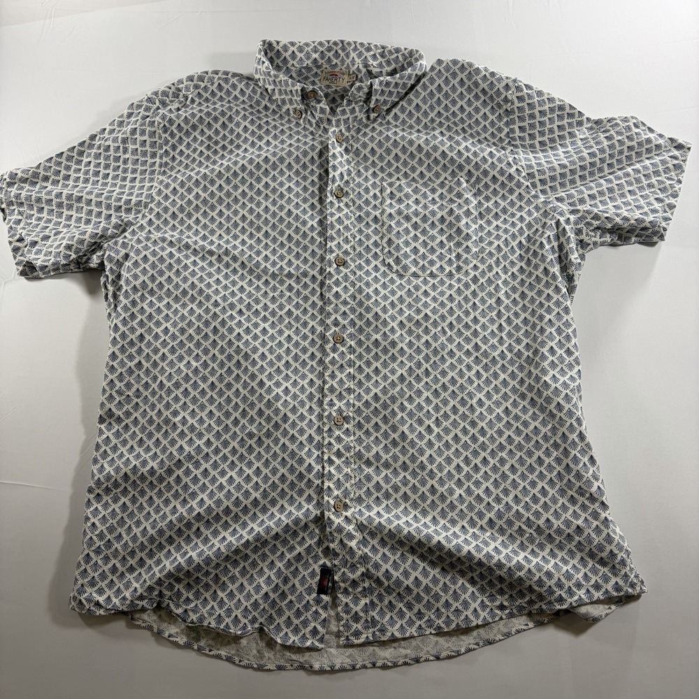 Faherty Brand Men's XL Short Sleeve Button Down Shirt Blue Geometric Print